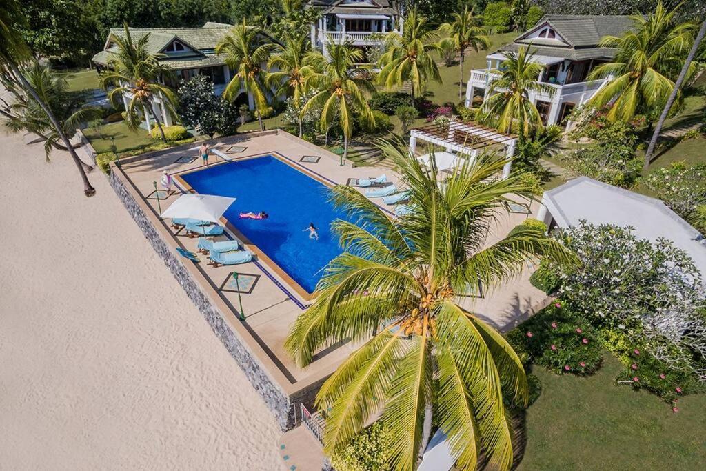 Villa Nirvana - Beachfront Tropical Chic 4Br Haven In Cape Panwa, Phuket Ban Ao Makham Exterior photo